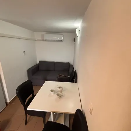 Apartment Inbox